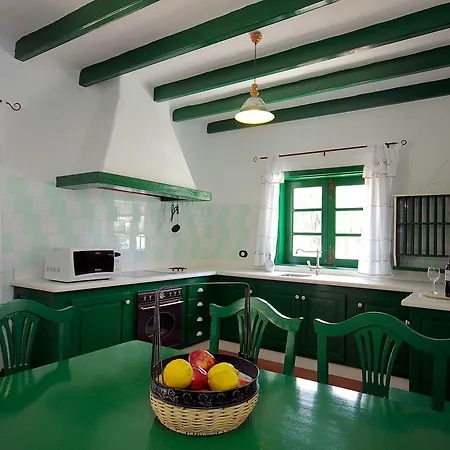 Avanti Share Pool! Villa